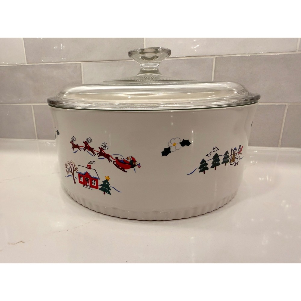 Pfaltzgraff‎ Christmas Heritage Casserole Dish with Glass Lid Round White USA